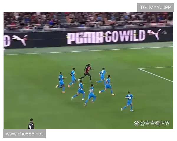 莱奥持球表现亮眼,AC米兰进攻命脉能否持续倚重? 莱奥持球表现亮眼,AC米兰进攻命脉能否持续倚重?
